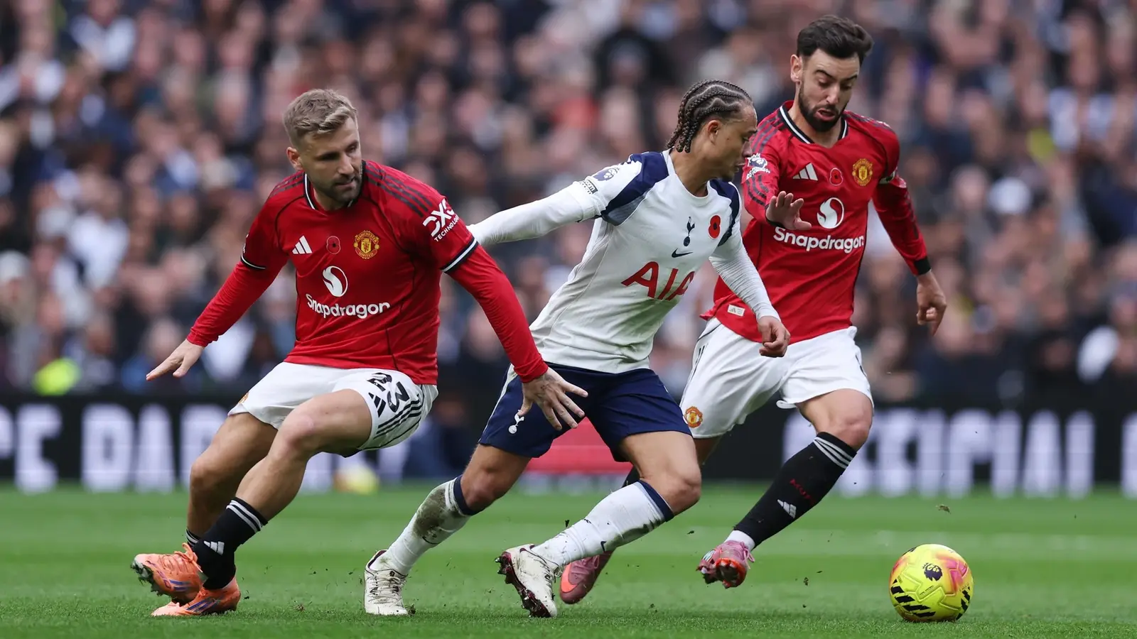 Cine transmite PSG - Tottenham la TV, de la ora 22:00, în etapa a 5-a din Champions League?