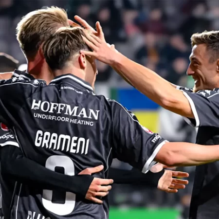 Cine transmite Universitatea Craiova – Rapid la TV pe 02.11, meciul din Superliga de la ora 20:30?