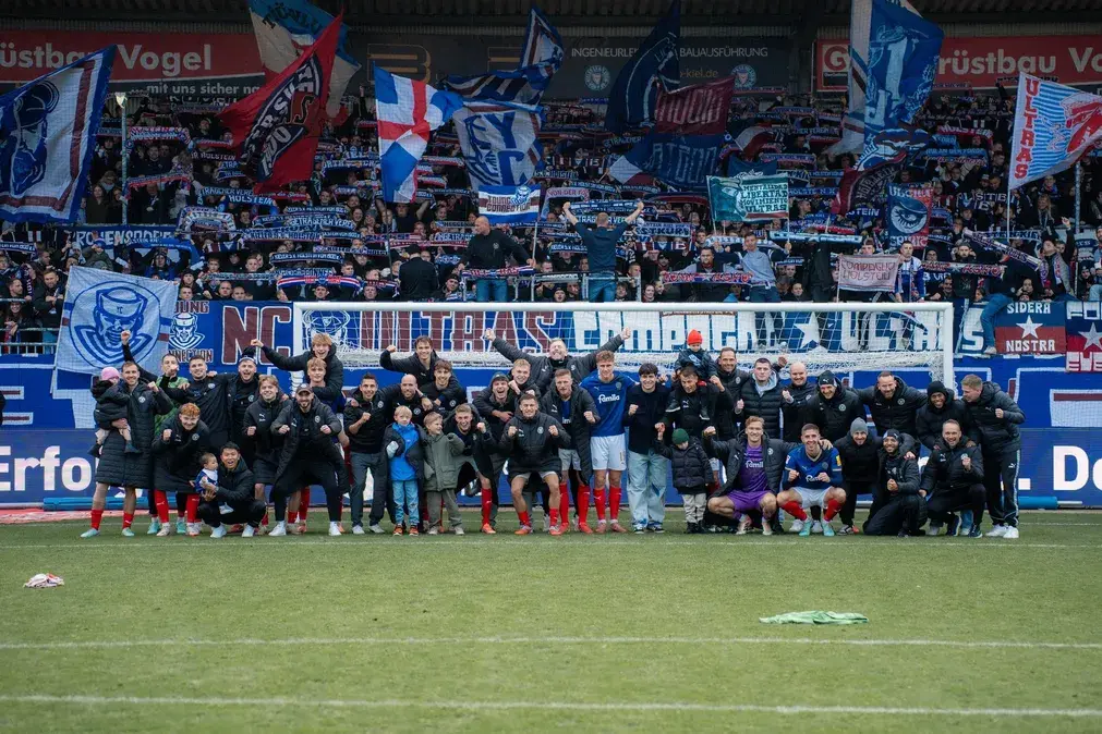 Biletul zilei din fotbal 20 decembrie 2025, Cota 4.27 formată din două evenimente