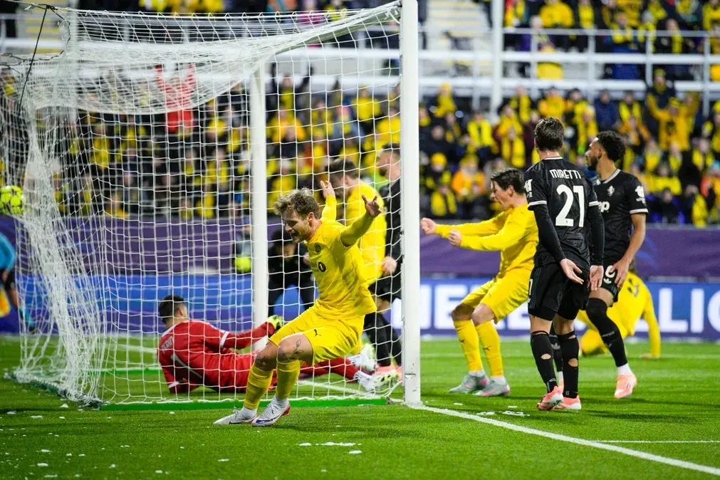 Biletul zilei fotbal 10.12.2025 - Mizăm pe 3 competiții diferite, cota 3.59