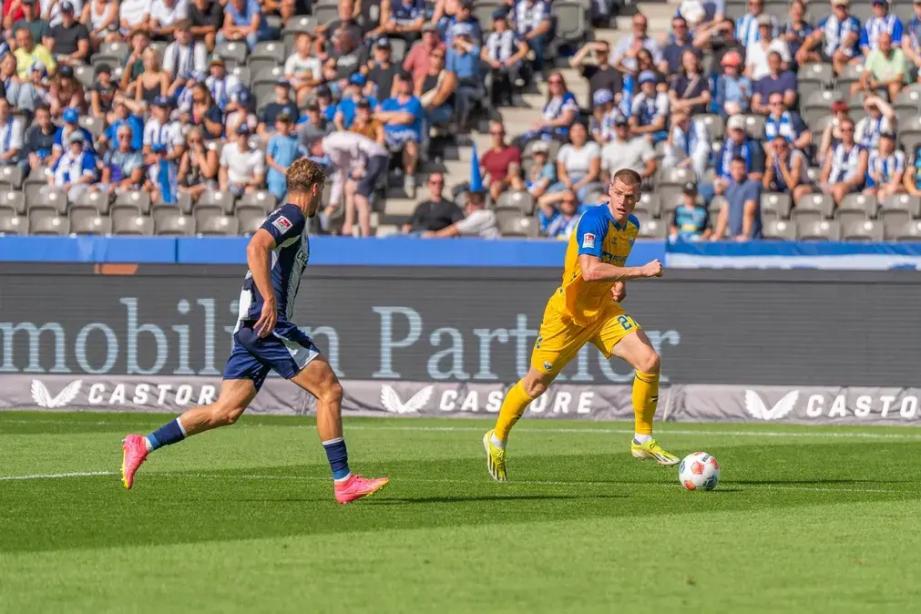 Biletul zilei fotbal, 19 decembrie 2025 - Mizăm pe eșaloanele secunde, Cota 3.59