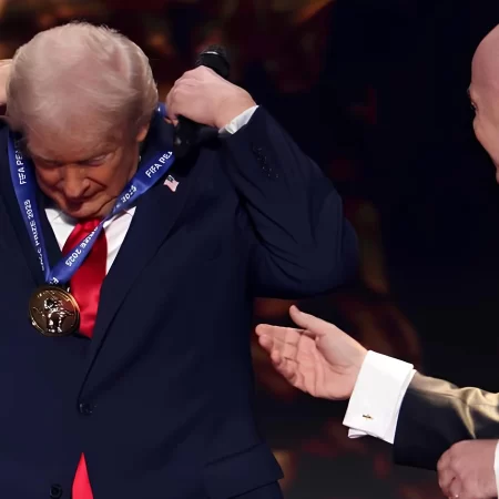 Donald Trump vrea un nou nume pentru fotbalul american