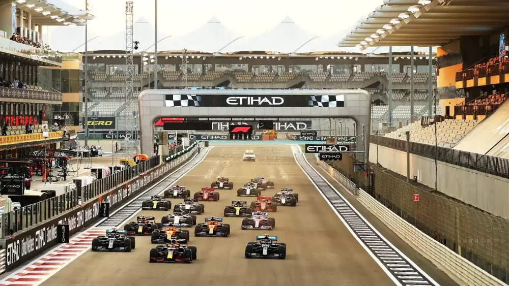 Formula 1 Abu Dhabi cine va câștiga titlul mondial, cine transmite la TV și cotele la pariuri