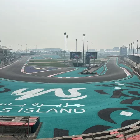 Max Verstappen câștigă calificările și pleacă din pole position la Abu Dhabi Grand Prix 2025