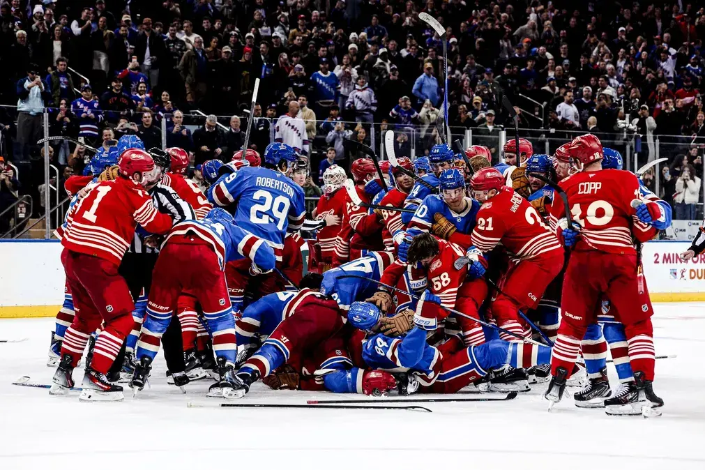 Mizăm pe goluri la partida dintre Vancouver Canucks vs Detroit Red Wings - 08 decembrie 2025