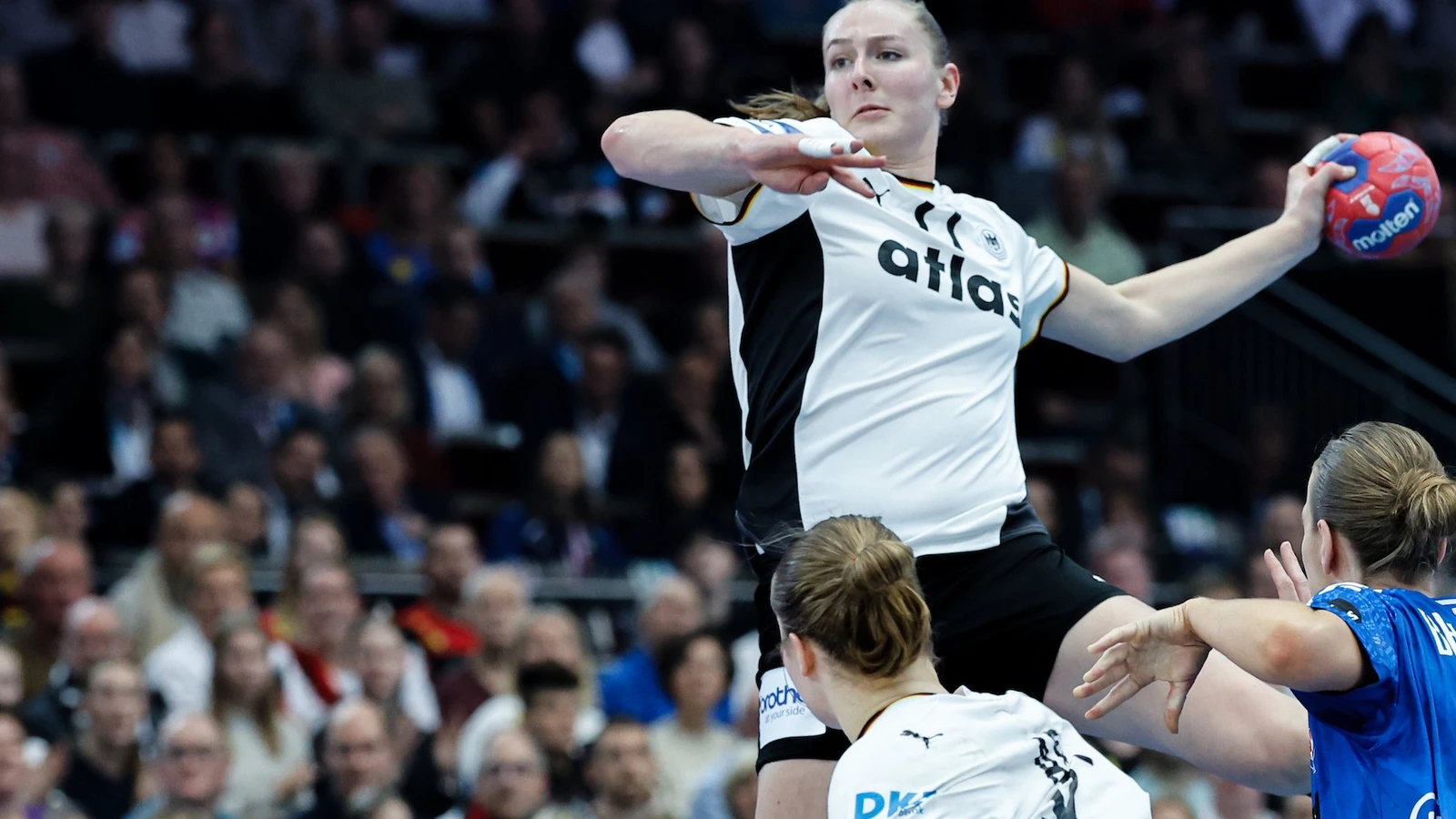 Muntenegru vs Germania - Ponturi CM handbal feminin 4 decembrie 2025