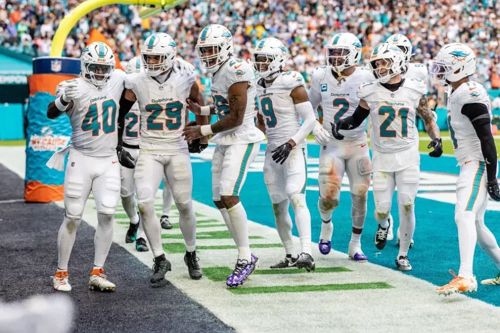 Pittsburgh Steelers vs Miami Dolphins - Ponturi Fotbal American NFL – 15 decembrie 2025