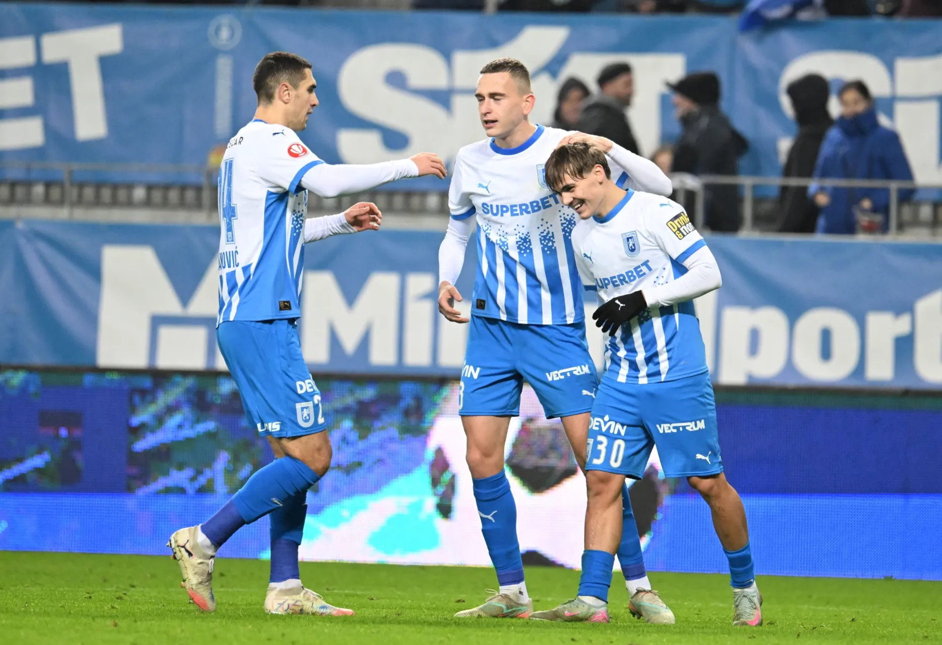 Superliga etapa 21 Schimbare de lider și derby tensionat