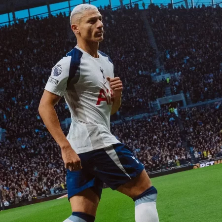 Tottenham vs Slavia Praga, Ponturi Pariuri Champions League, 9 decembrie 2025