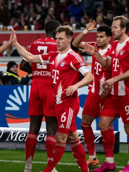 Bilet săptămânal din fotbal 08.12.2025 – Duelurile europene în prim-plan pentru o cotă de 153