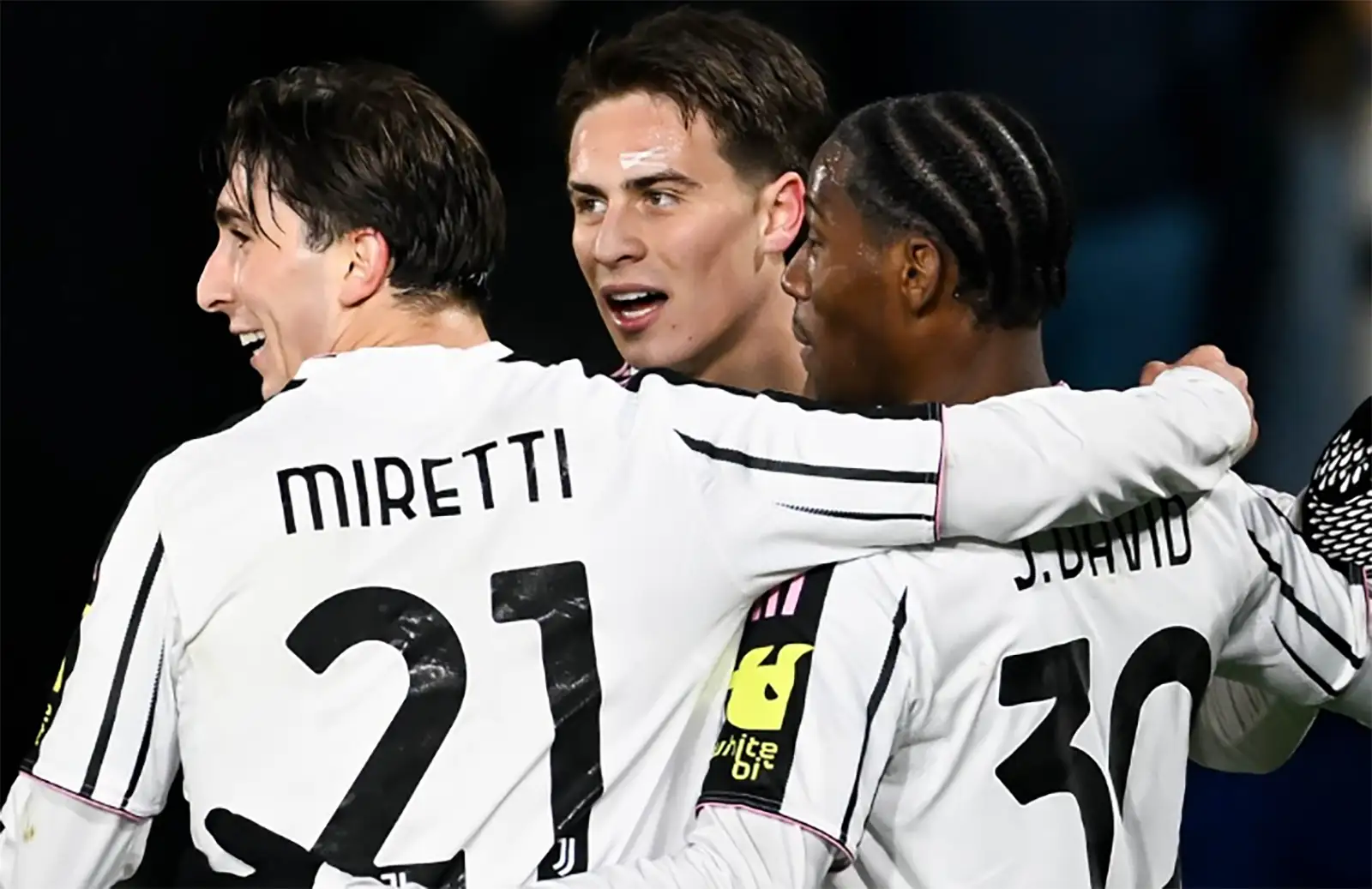 Biletul de sâmbătă generat de AI, ponturi din marile campionate ale Europei, 03.01.2026