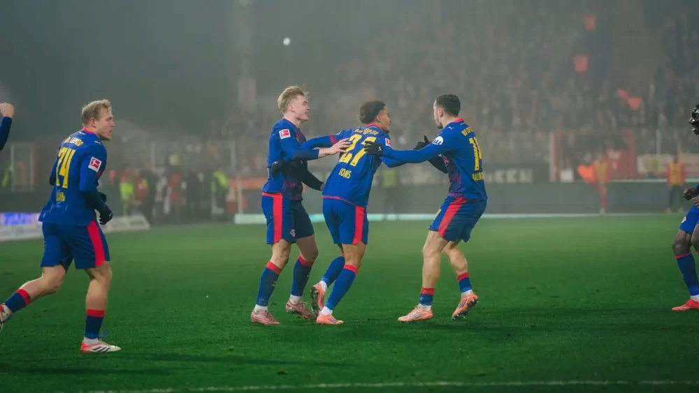 Biletul etapei a 15-a din Bundesliga 19.12.2025 - Spectacol garantat în ultimele dueluri din acest an!