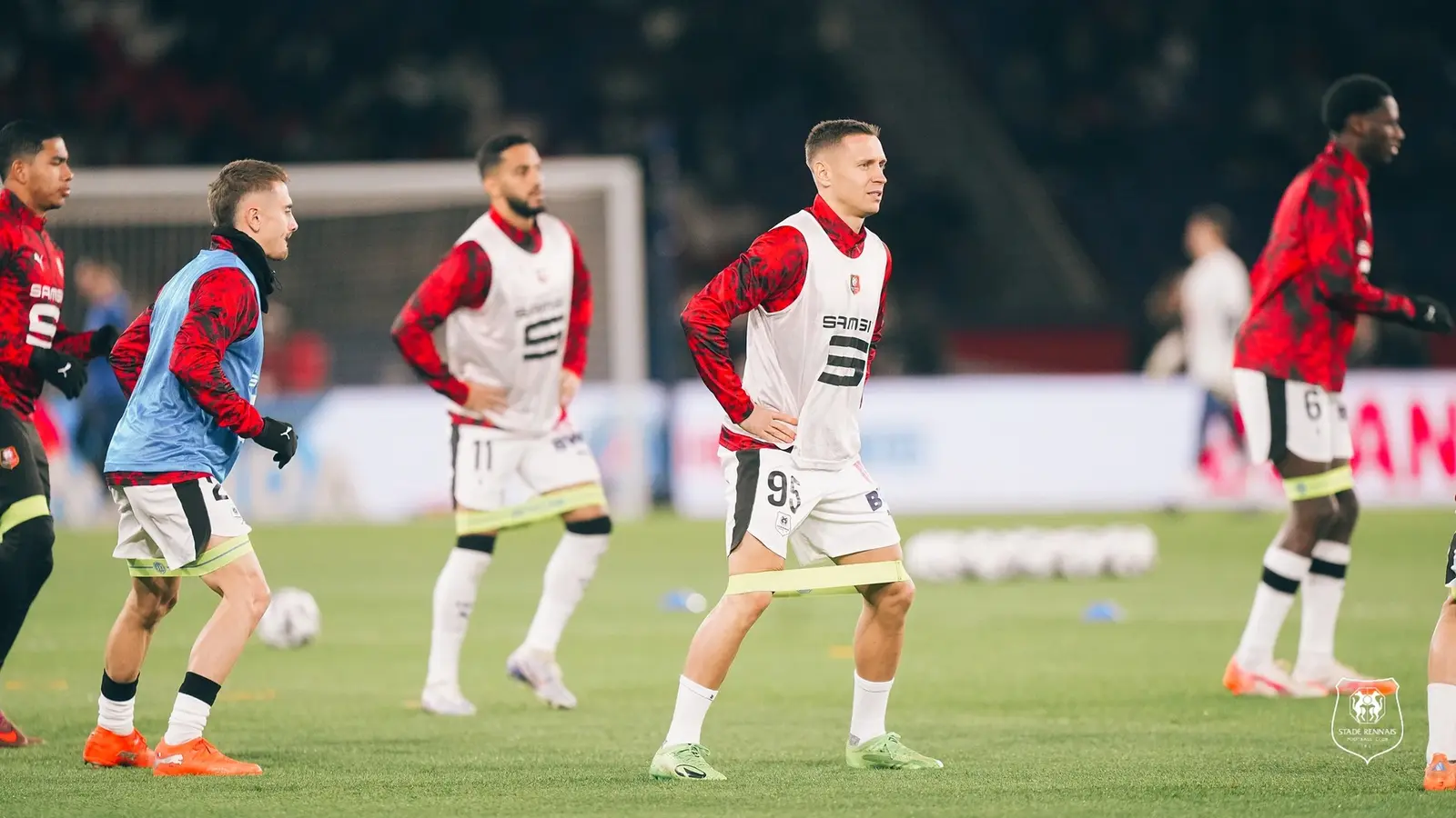 Biletul zilei din Superpariuri 13 decembrie 2025 - Echipele gazdă ne pot ajuta să înverzim o cotă de 11