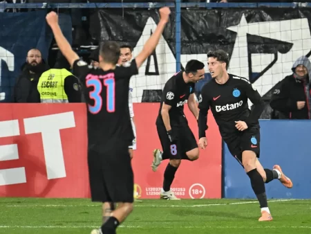 Cine transmite FCSB – Rapid la TV pe 21.12, derby-ul din Superliga programat la ora 20:00?