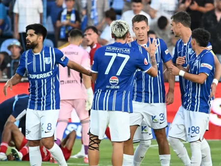 Cine transmite U Cluj – Farul Constanța la TV pe 21 decembrie, de la ora 16:30, în Superliga?