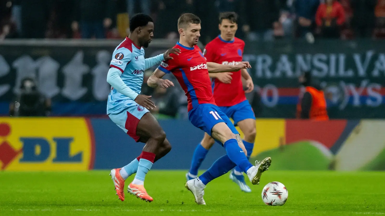 performanțe românești în anul 2025 la fotbal