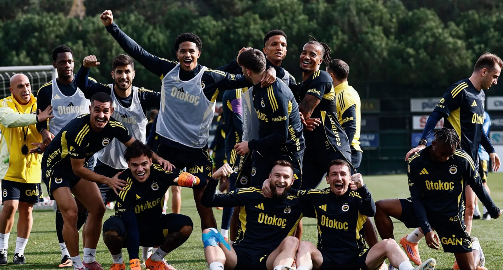 Scandalul pariurilor din Turcia a luat amploare - casa căpitanului de la Fenerbahce, percheziționată!