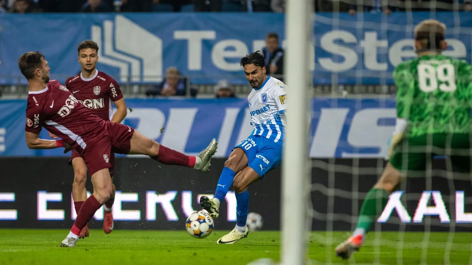 Universitatea Craiova vs Sparta Praga - Ponturi pariuri Conference League - 11.12.2025