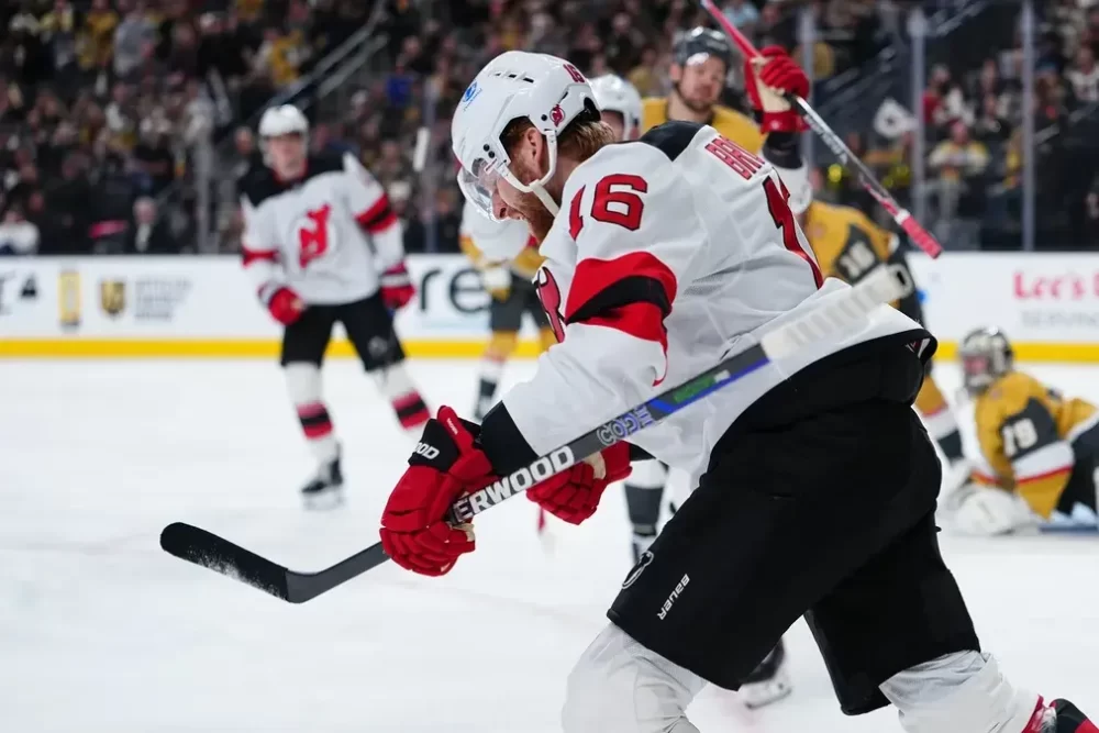 Biletul zilei hochei 08.01.2026 - Mergem pe o triplă din NHL - Cota 3.86
