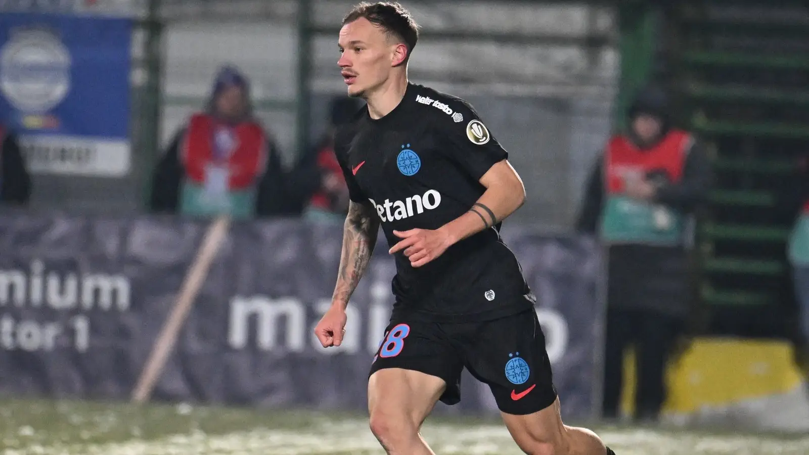 Cine transmite Dinamo Zagreb vs FCSB la TV