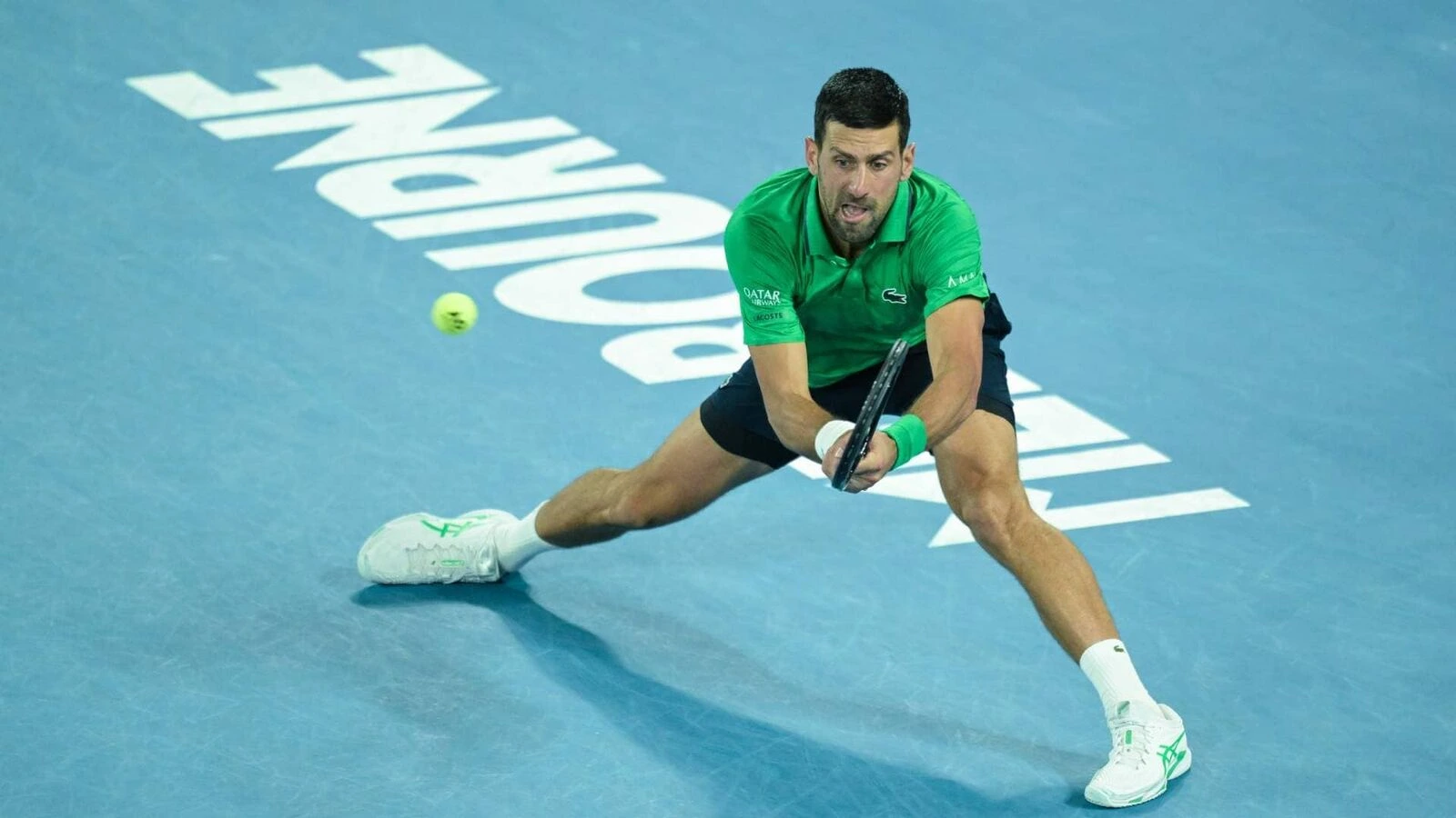 Cine transmite Novak Djokovic vs Jannik Sinner la TV în semifinalele Australian Open 2026