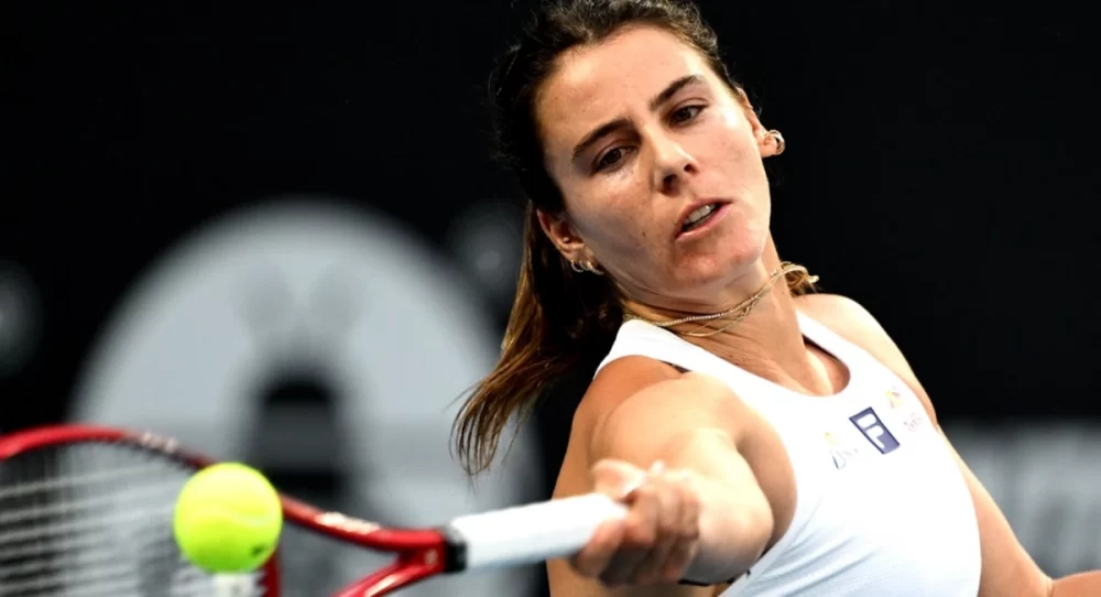 Diana Shnaider vs Emma Navarro - Ponturi Sferturi WTA Adelaide 15.01.2026