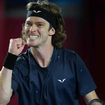 Lorenzo Musetti vs Andrey Rublev – Ponturi Pariuri semifinale Hong Kong ATP 10.01.2026