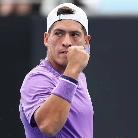 Sebastian Baez vs Jakub Mensik – Ponturi Pariuri finala ATP Auckland 17.01.2026