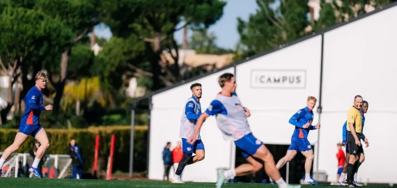 Biletul zilei azi din fotbal 10 ianuarie 2026 – Favoritele în prim-plan pentru o cotă de 10