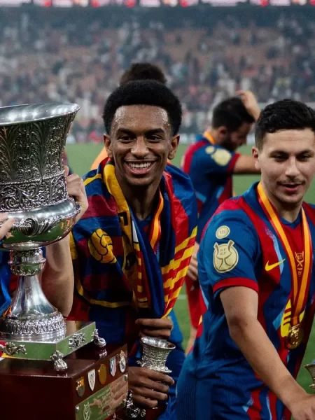 Biletul zilei azi din fotbal 15 ianuarie 2026 – Golurile ne pot înverzi o cotă de 4.15 la Don