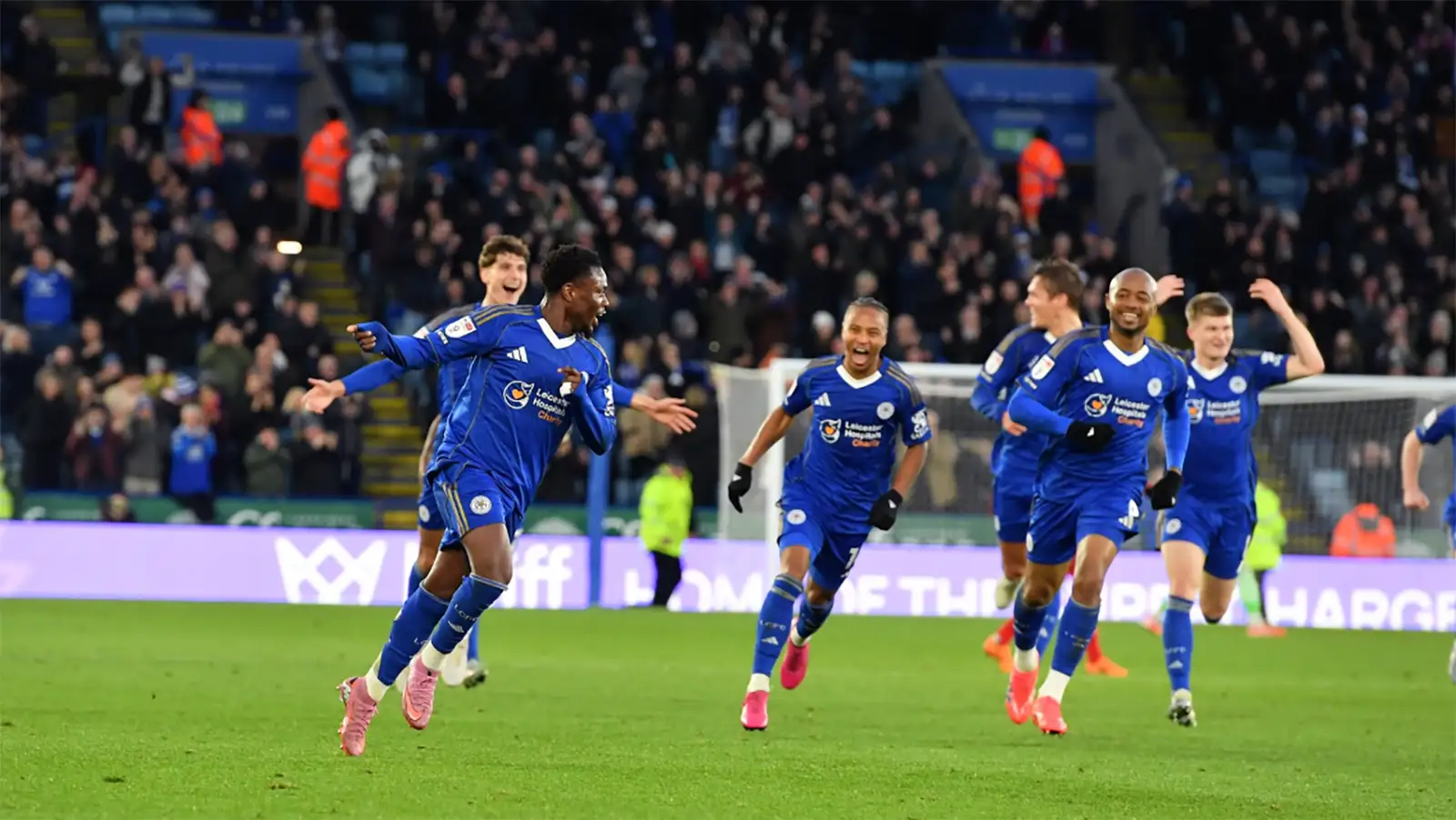 Biletul Zilei propus de Inteligența Artificială 05.01, cu un câștig potențial de 1.100 lei la Unibet