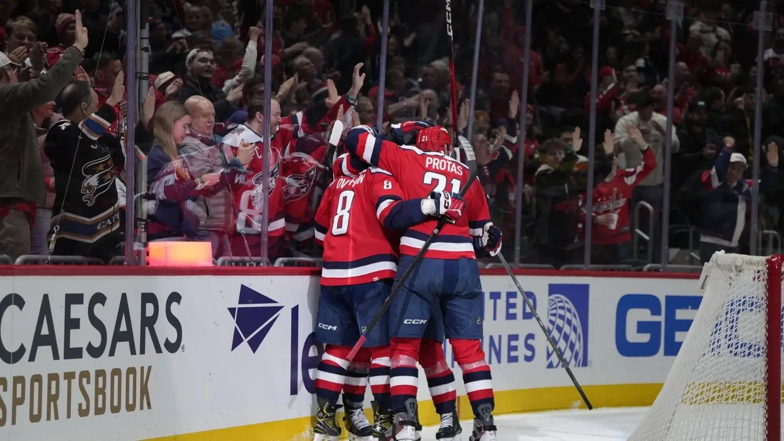 Biletul zilei hochei 28 Februarie 2026 - Combo baza pe disputele din NHL, Cota 2,96