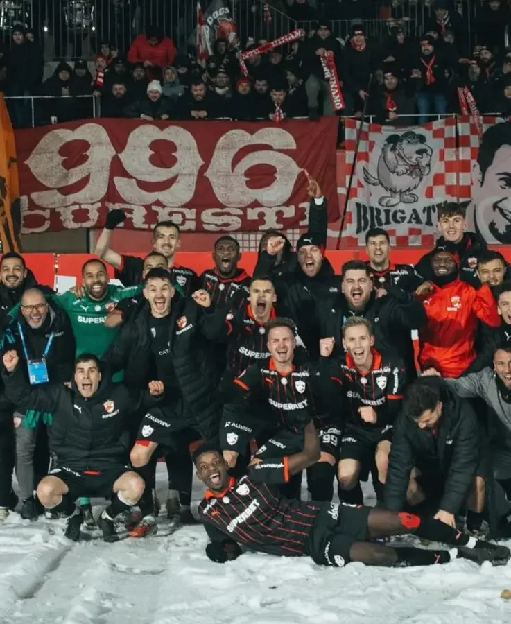 Bilet pariu șansă Superbet 4 februarie 2026 – Cotă bombă de 244 pentru un câștig de 10.000 RON!