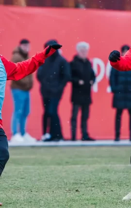 Biletul zilei azi din fotbal 20 februarie 2026 – Jucăm simplu pentru o cotă de 3.28 la Betano