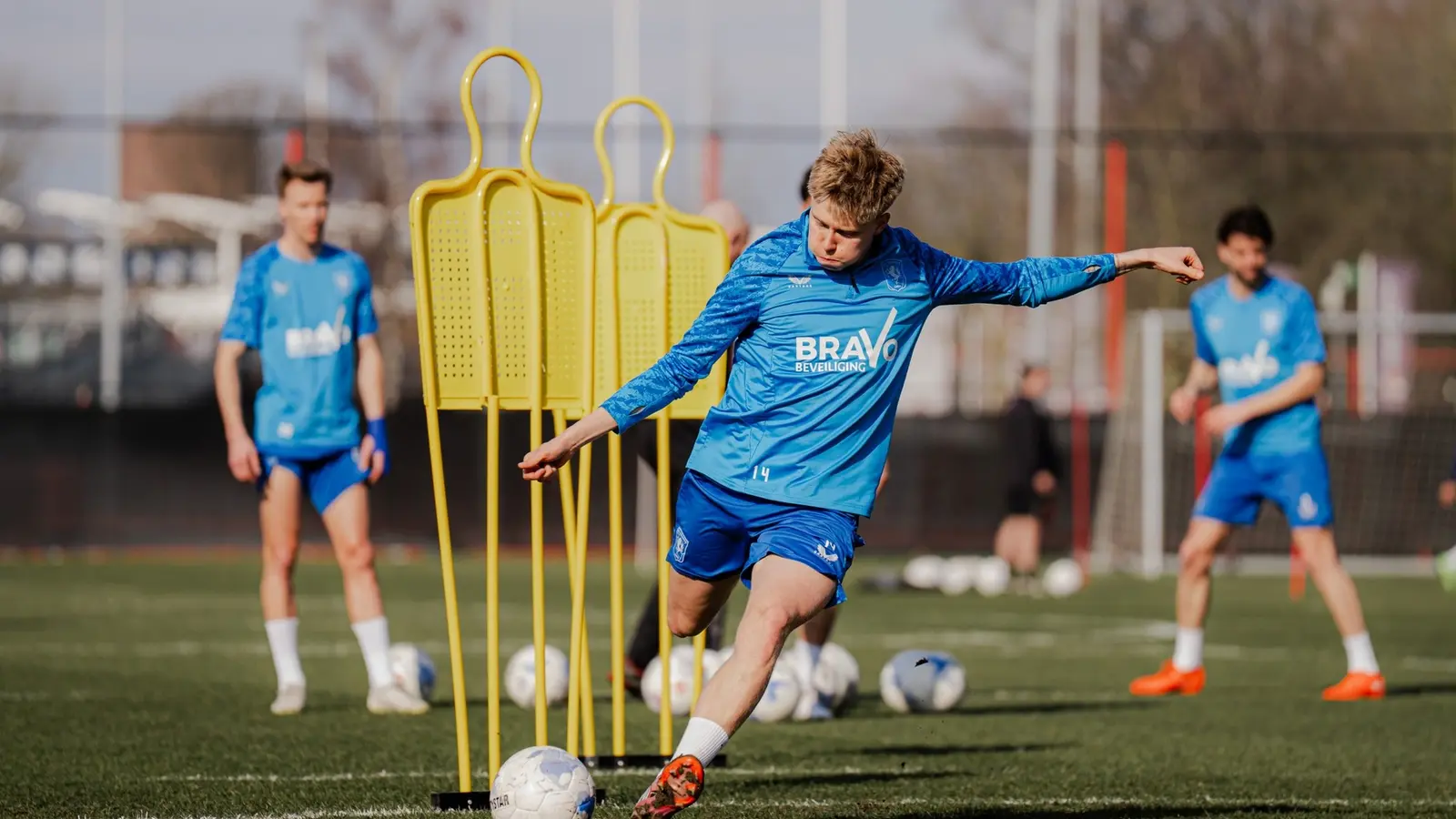 Biletul zilei din fotbal 01.03.2026 - Cotă de 16 formată doar din Superpariuri