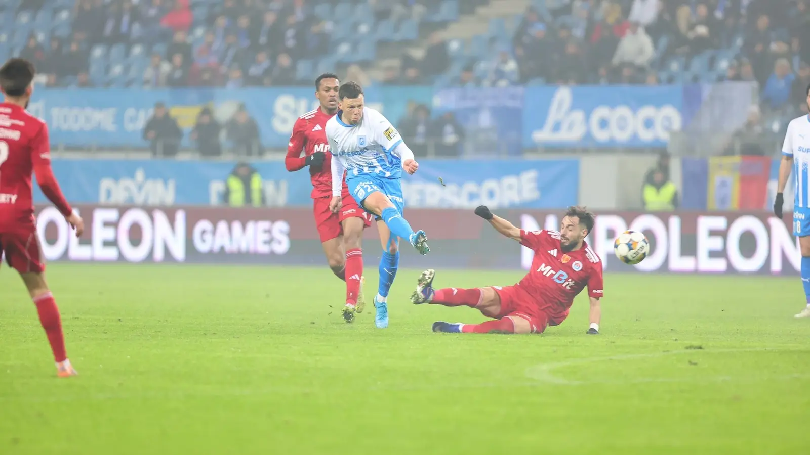 Biletul zilei din fotbal 9 februarie 2026 - Favoritele și cartonașele ne pot înverzi o cotă de 10