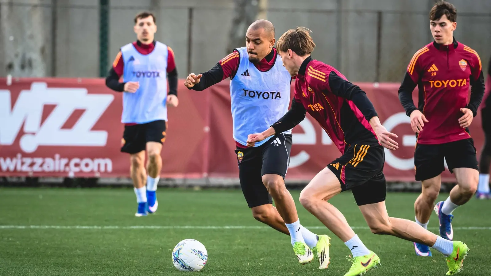 Biletul zilei din Superpariuri 22.02.2026 - Misiuni facile pentru AS Roma și AC Milan