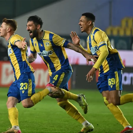 CFR Cluj vs Petrolul Ploiești – Ponturi Pariuri Superliga – 21 februarie 2026