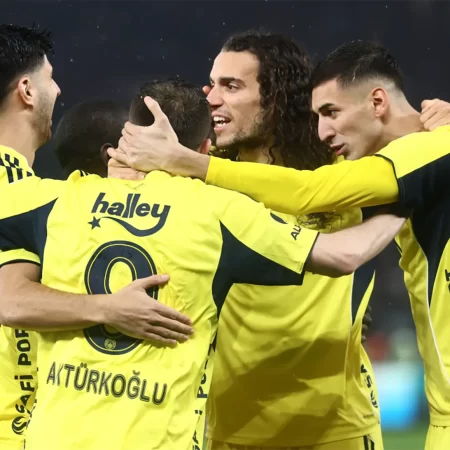 Cote pariuri Fenerbahce – Nottingham – turcii sunt favoriți pe teren propriu