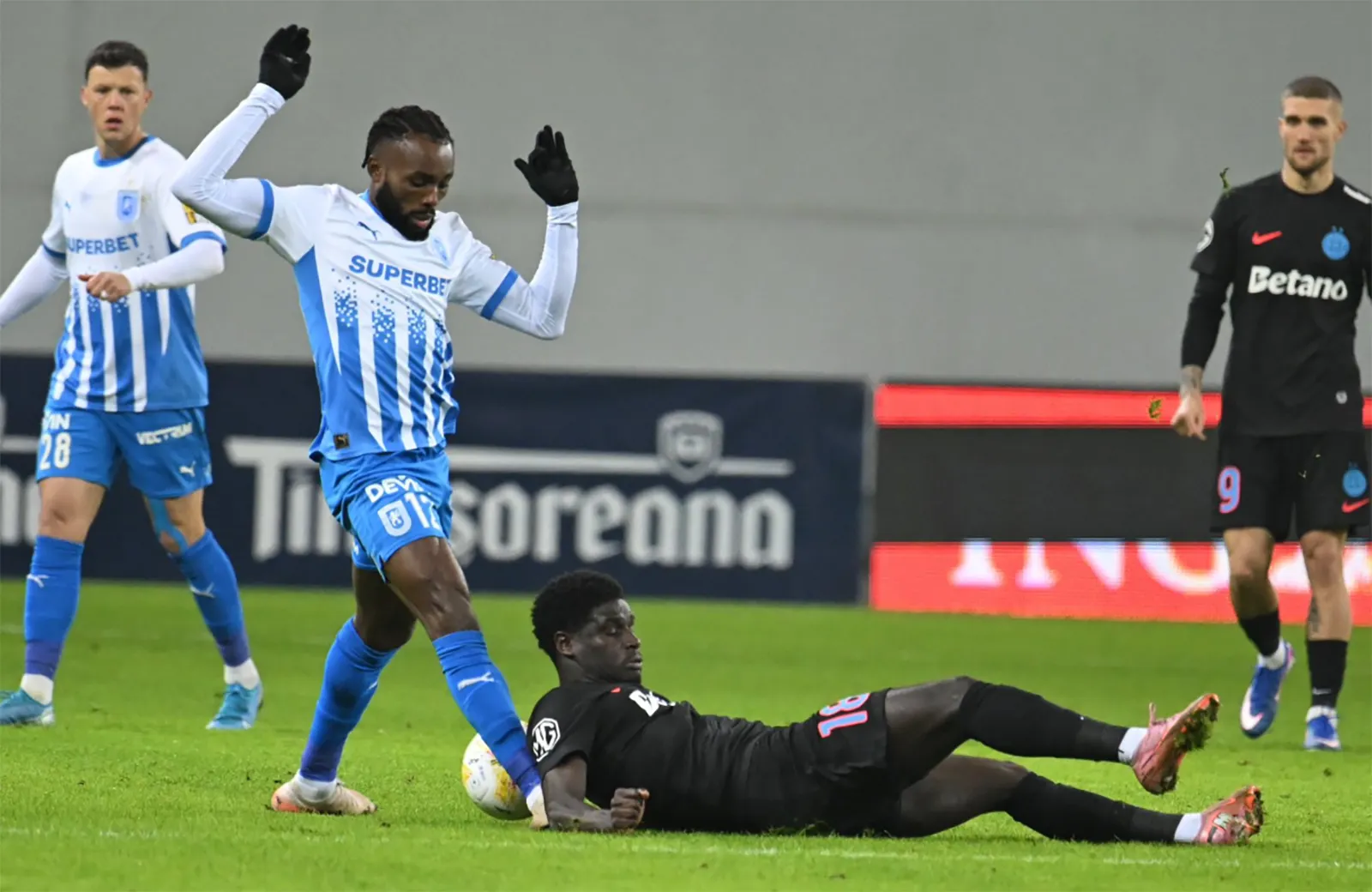 Universitatea Craiova vs FCSB, Ponturi Pariuri Superliga, 15.02.2026 