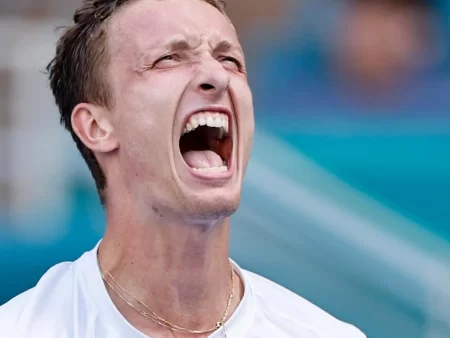 Cine transmite Jiri Lehecka vs Jannik Sinner la TV pe 29 martie, începând cu ora 22:00, în finala de la Miami?