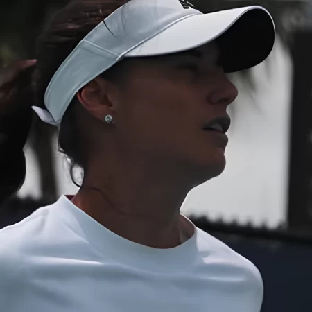 Cine transmite Sorana Cîrstea vs Elise Mertens la TV pe 21 martie, în runda a treia de la Miami?