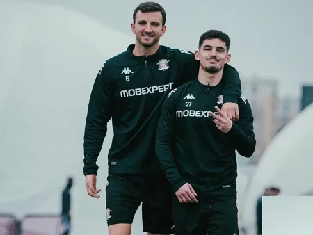 Cine transmite Rapid – Dinamo la TV pe 14 martie, derby-ul primei etape din play-off?