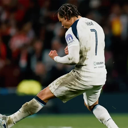 Tottenham vs Nottingham, Ponturi Pariuri Premier League, 22.03.2026