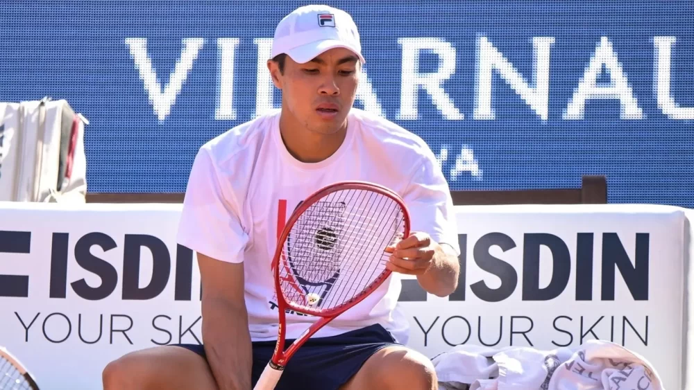 Arthur Fils vs Brandon Nakashima - Ponturi Pariuri optimi ATP Barcelona Open 16 aprilie 2026