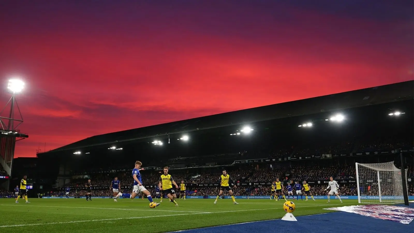Biletul zilei fotbal 14.04.2026 - Disputele din Championship formează un combo în cotă 3,14