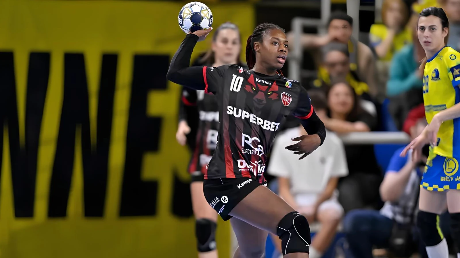 Cine transmite Brest vs Gloria Bistrița la TV pe 26 aprilie, în returul sferturilor de finală din EHF Women’s Champions League?