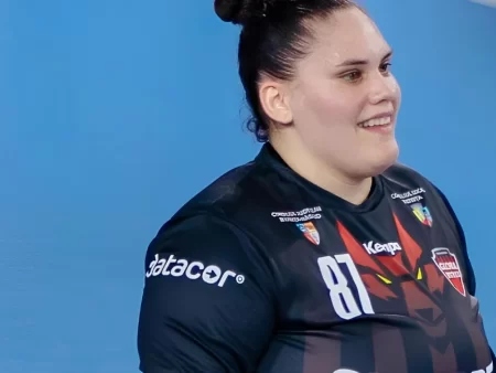 Cine transmite Gloria Bistrița vs Brest la TV pe 18 aprilie, începând cu ora 17:00, în turul sferturilor EHF Champions League?