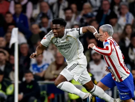 Bilet de weekend din fotbal 4 aprilie 2026 – Duelurile cu miză în prim-plan pentru o cotă de 10