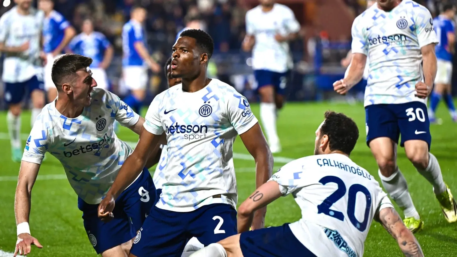 Bilet pariu șansă Superbet 15 aprilie 2026 - Vânăm o cotă de 194 pentru un câștig excelent de 8100 RON